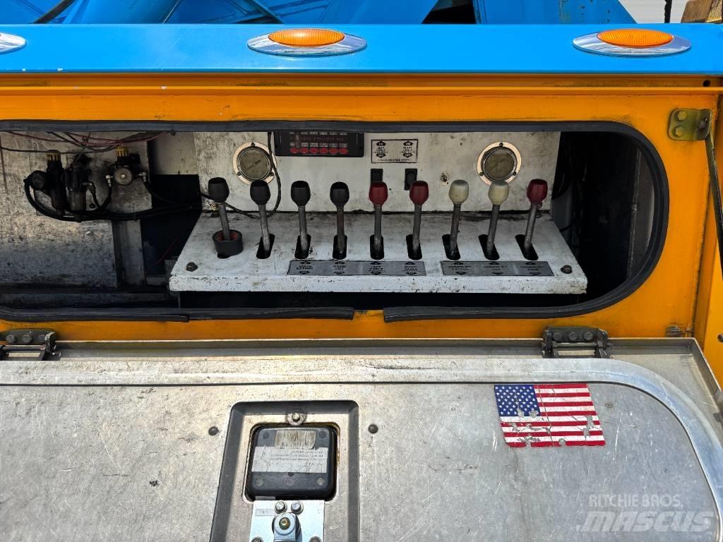 Peterbilt 378 Recovery vehicles