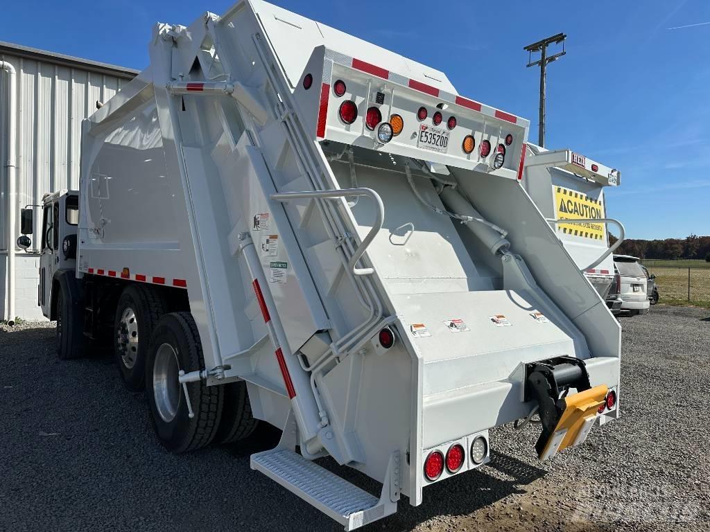  Crane Carrier LET2CC Waste trucks