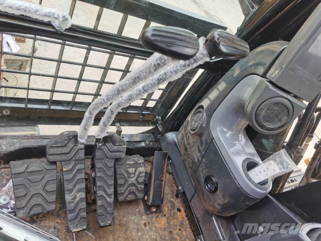 CAT 330 D Crawler excavators
