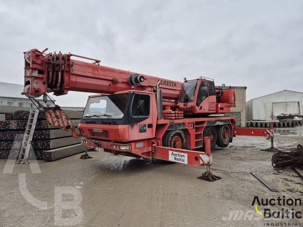 Grove GMK 3050 Crane trucks