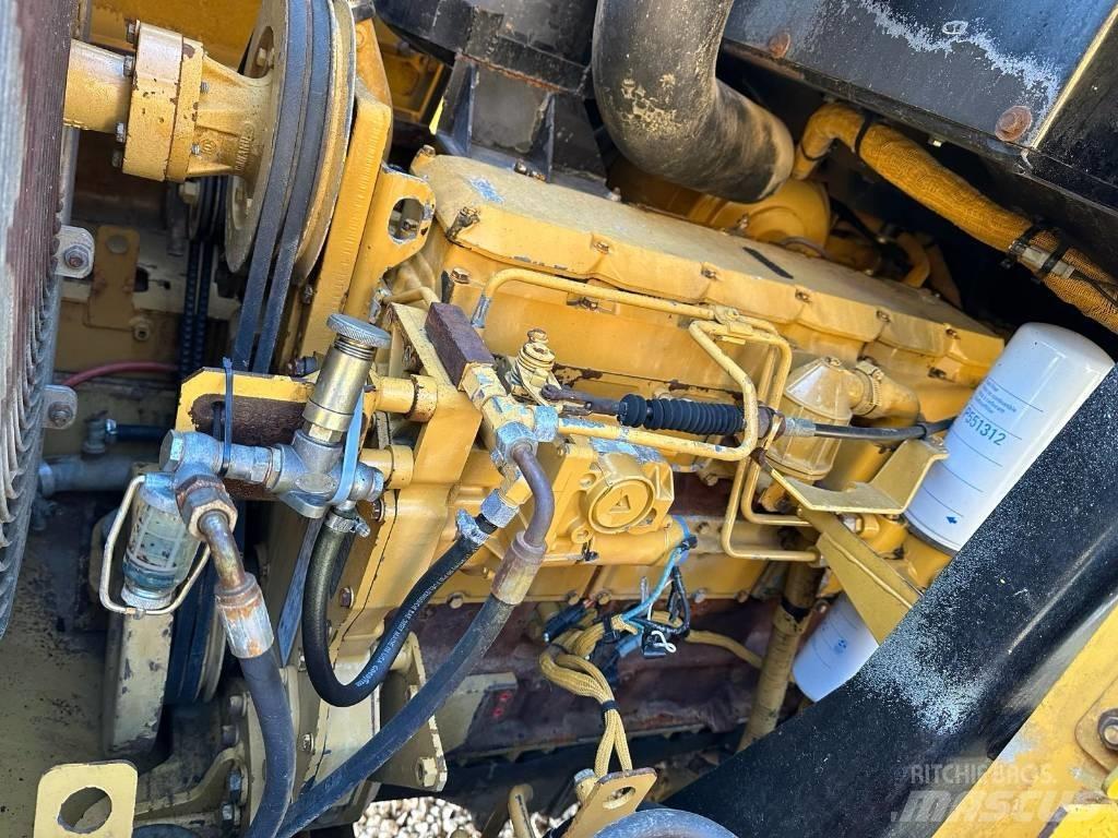 CAT 953 C Crawler FEL's