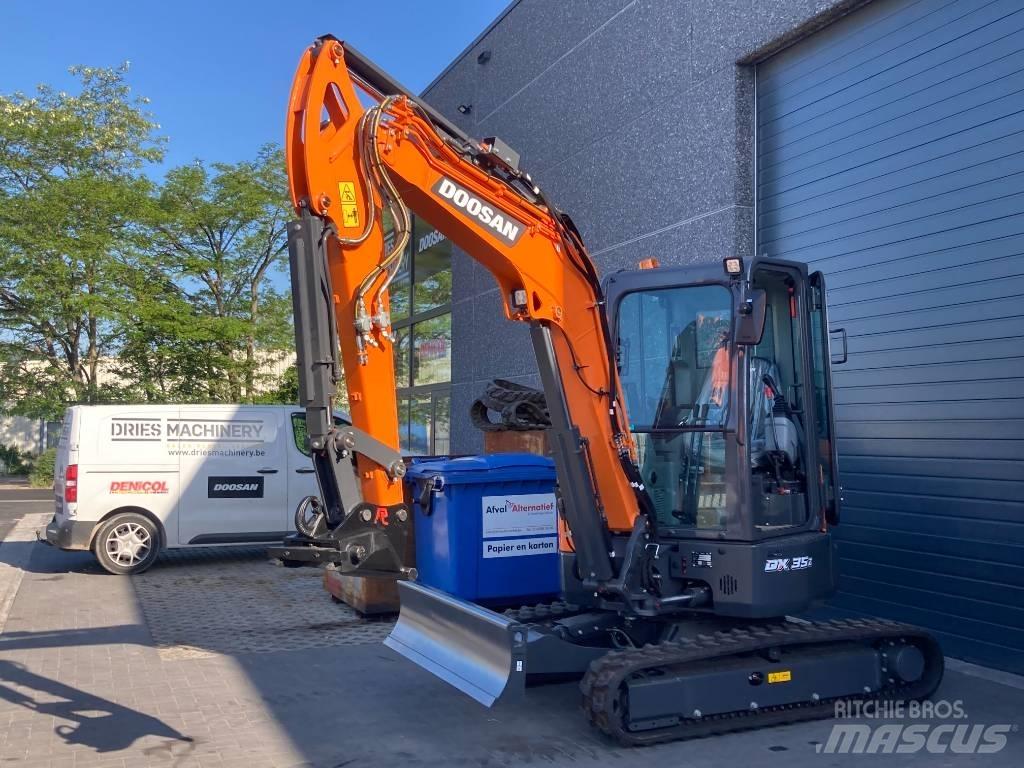 Develon DX 35 Z-7 Mini excavators < 7t