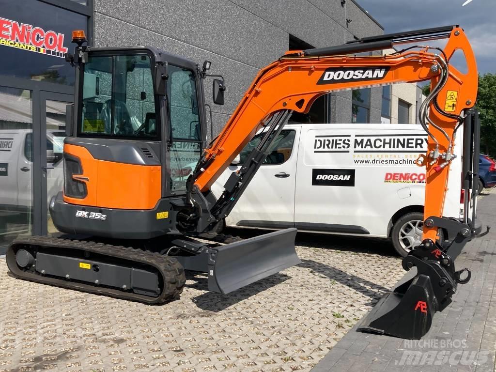Develon DX 35 Z-7 Mini excavators < 7t