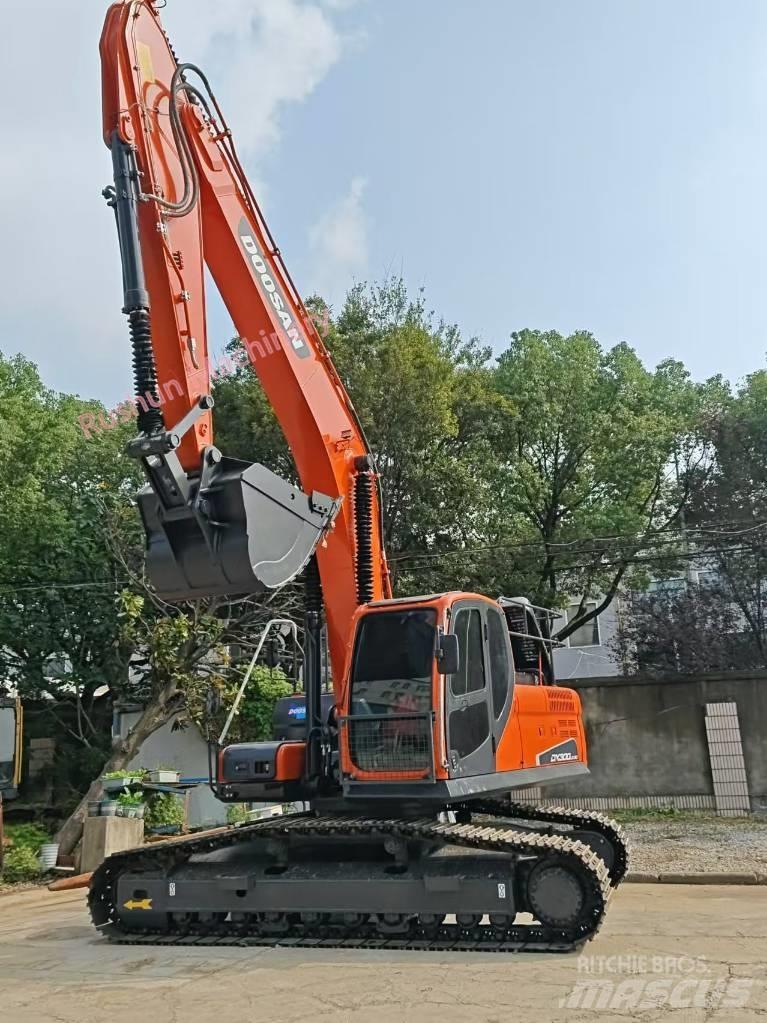 Doosan DX 300 Crawler excavators