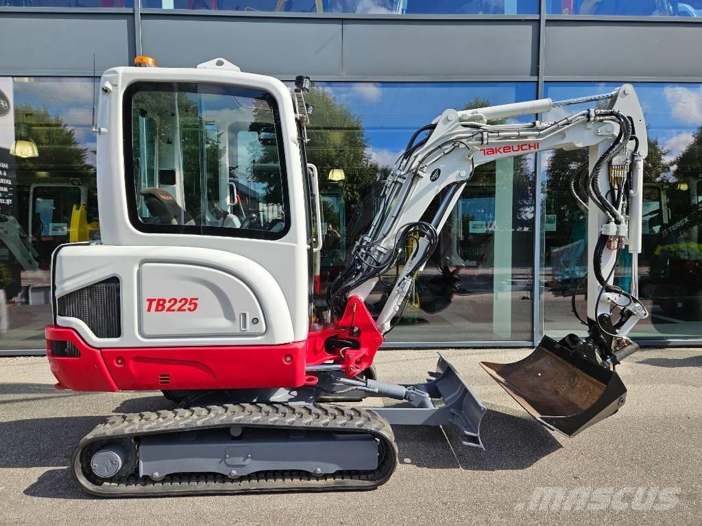 Takeuchi TB 225 Mini excavators < 7t