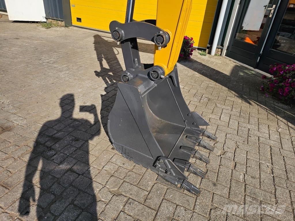 XCMG XE60GA Mini excavators < 7t