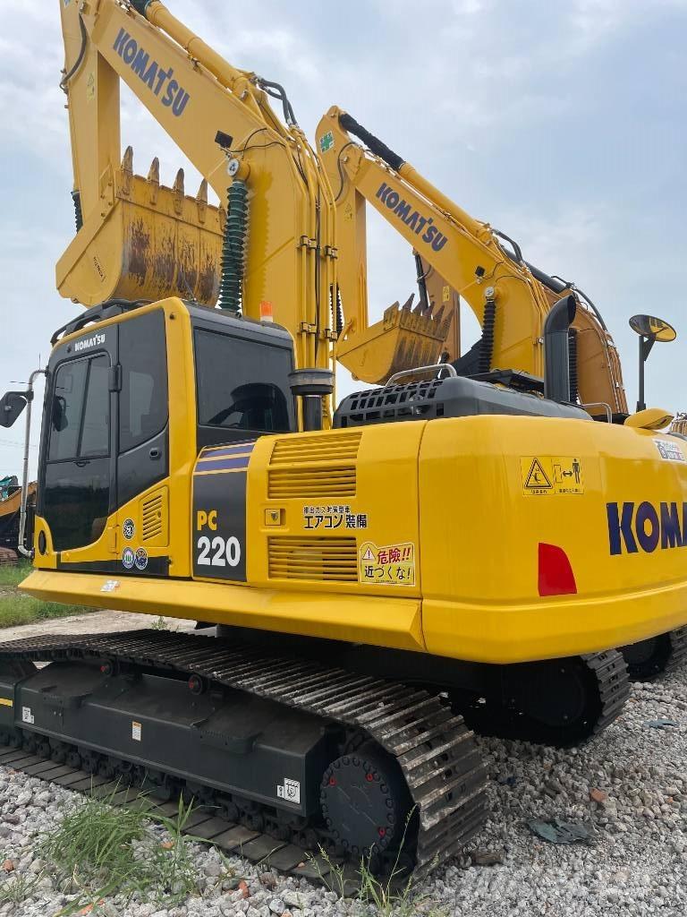 Komatsu PC 220 Crawler excavators