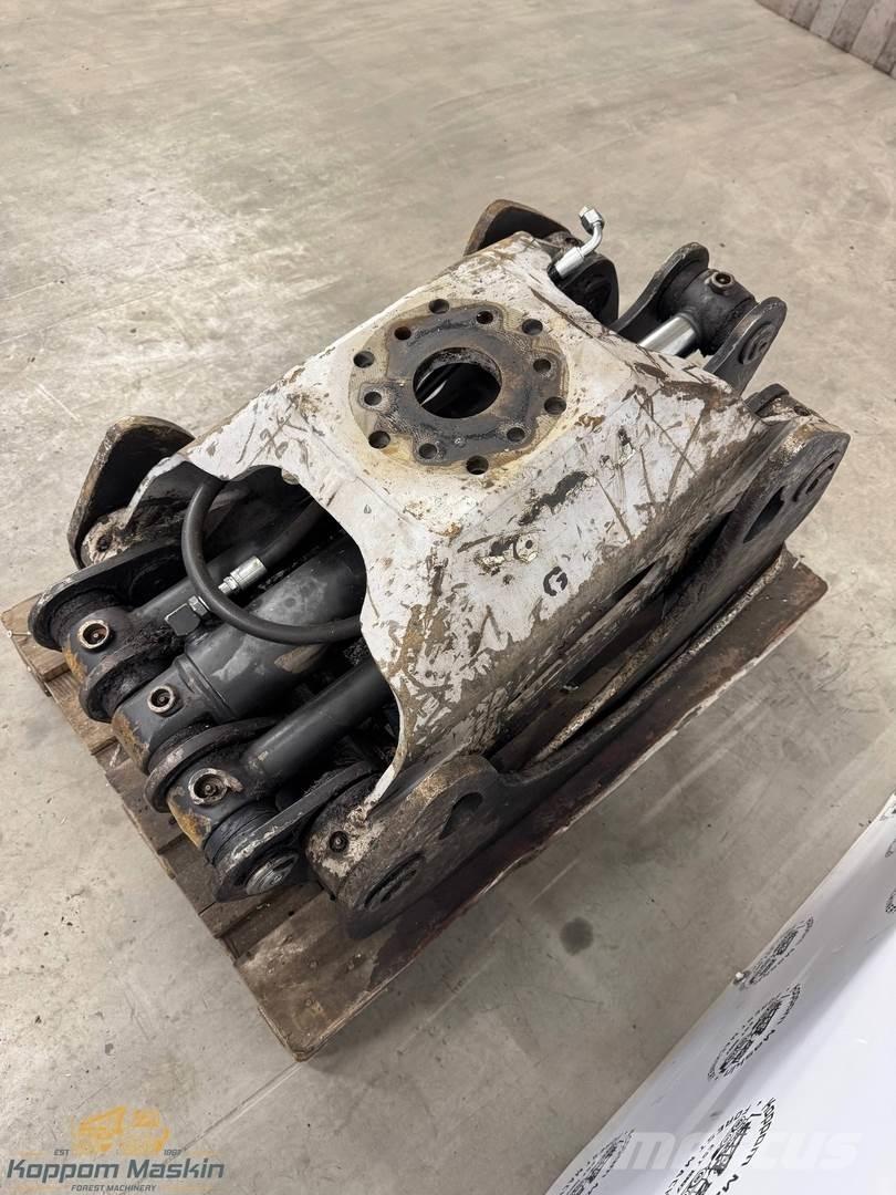 Valmet / Komatsu G36 Grapples