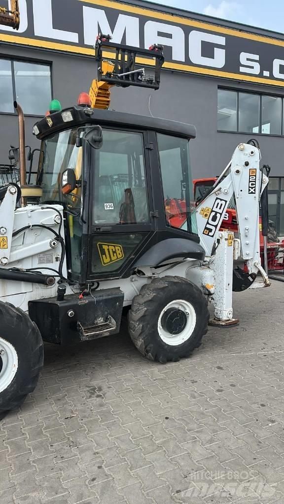 JCB 2 CX TLB's