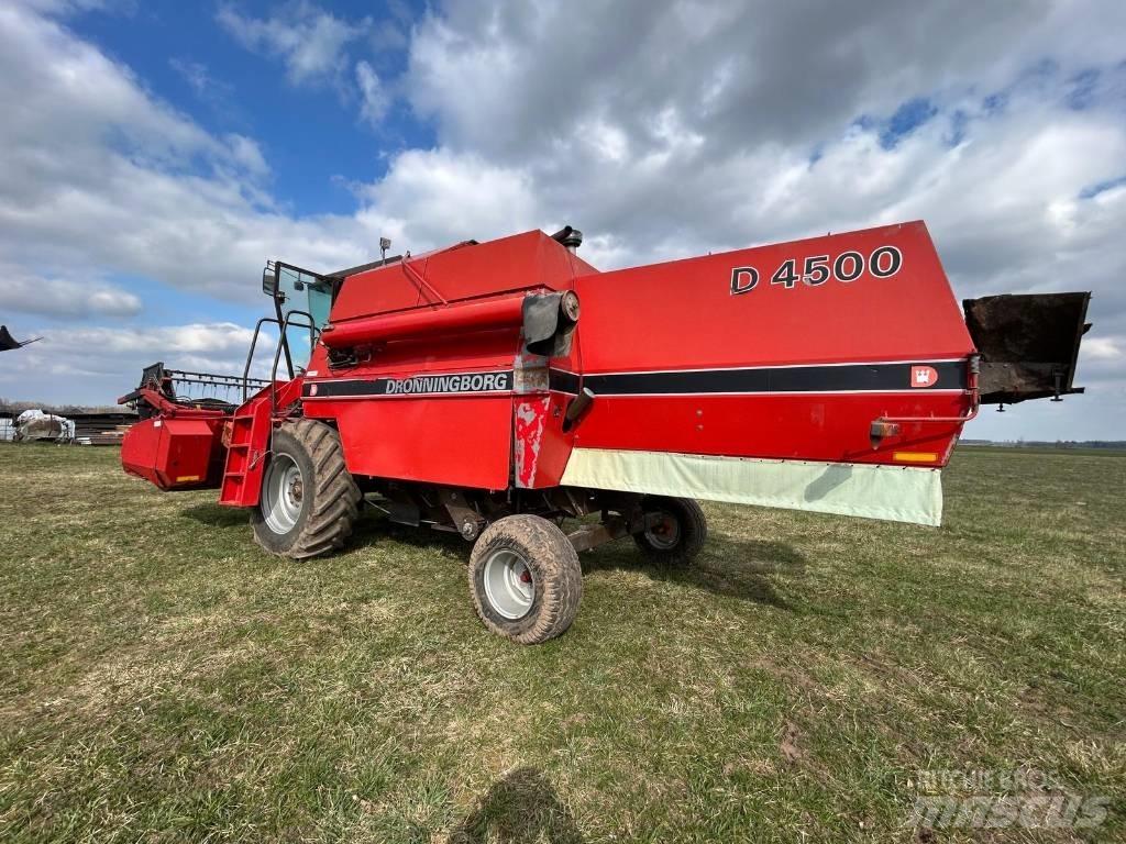 Dronningborg D4500 Combine harvesters