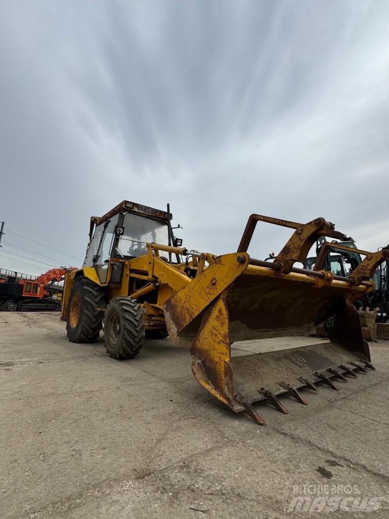 JCB 3 CX TLB's