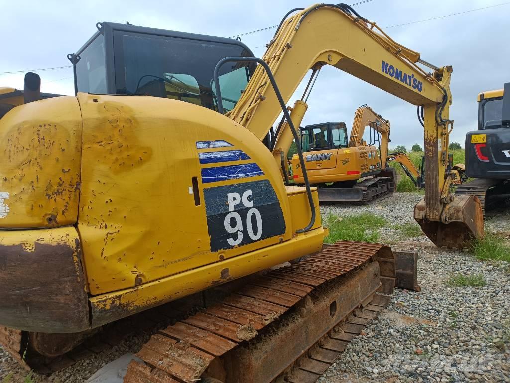 Komatsu PC 90 Crawler excavators