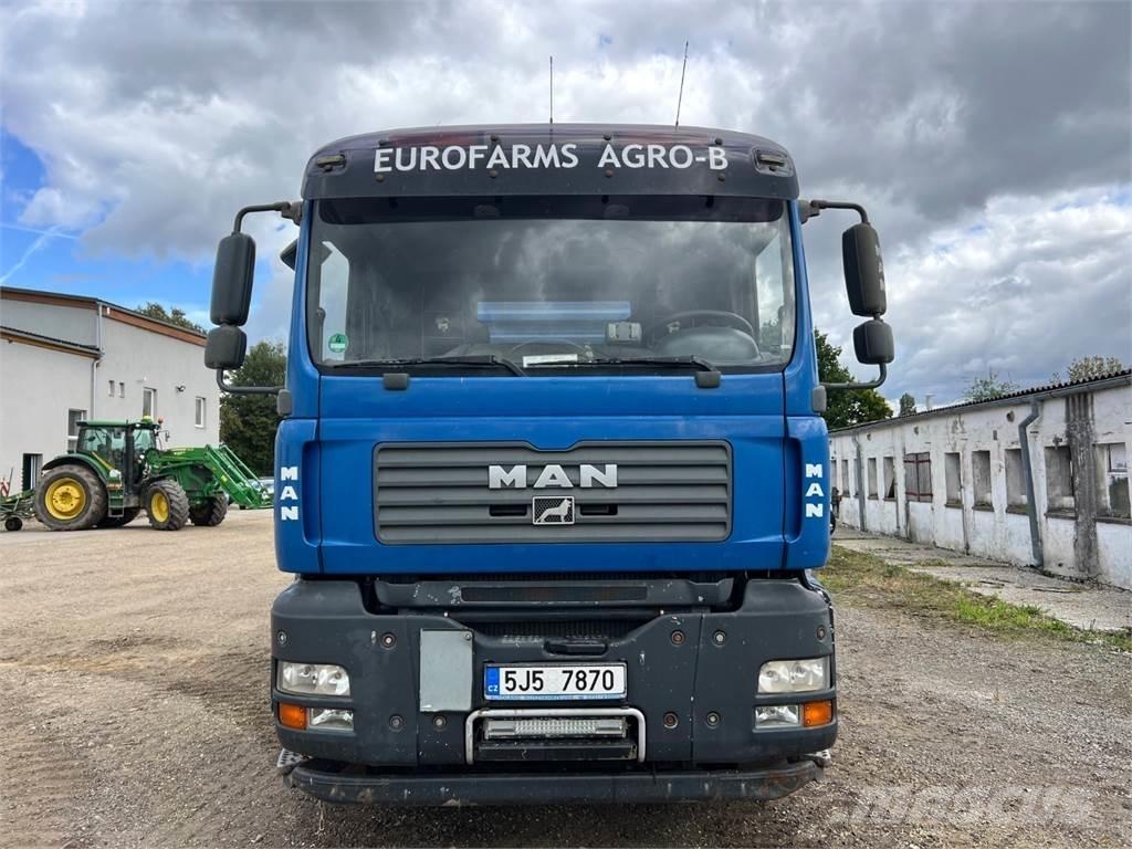 MAN TGA 26.440 6X4 Tipper trucks