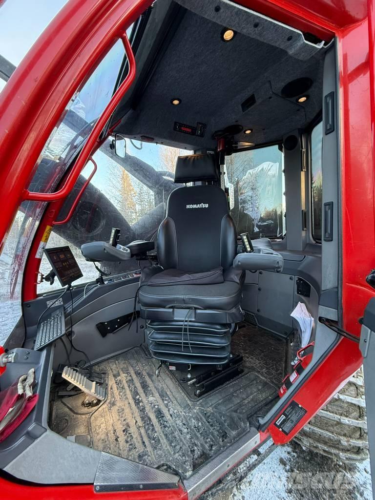 Komatsu 901 XC Harvesters