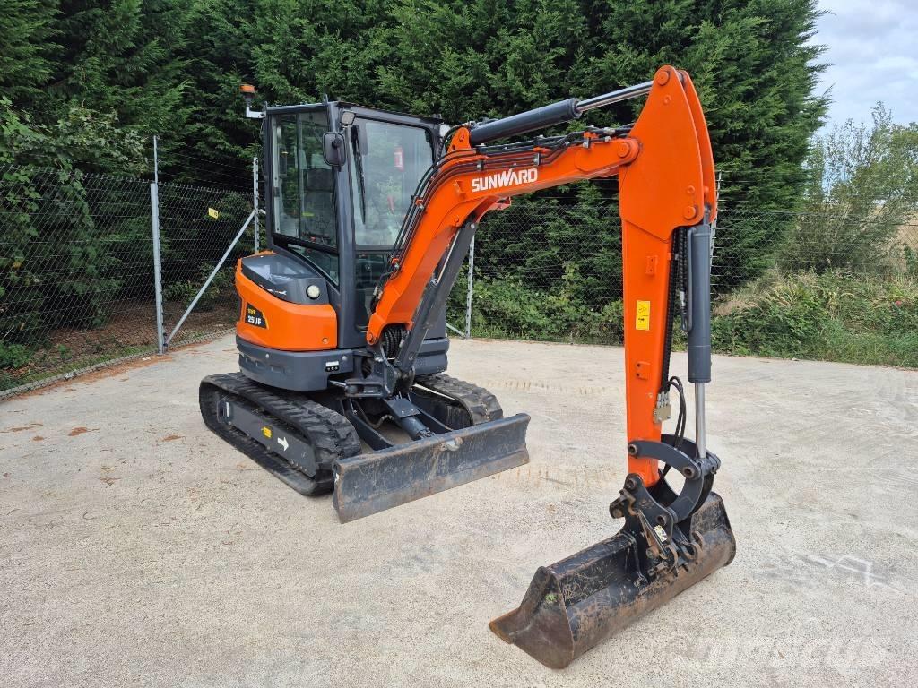 Sunward SWE 25 UF Mini excavators < 7t