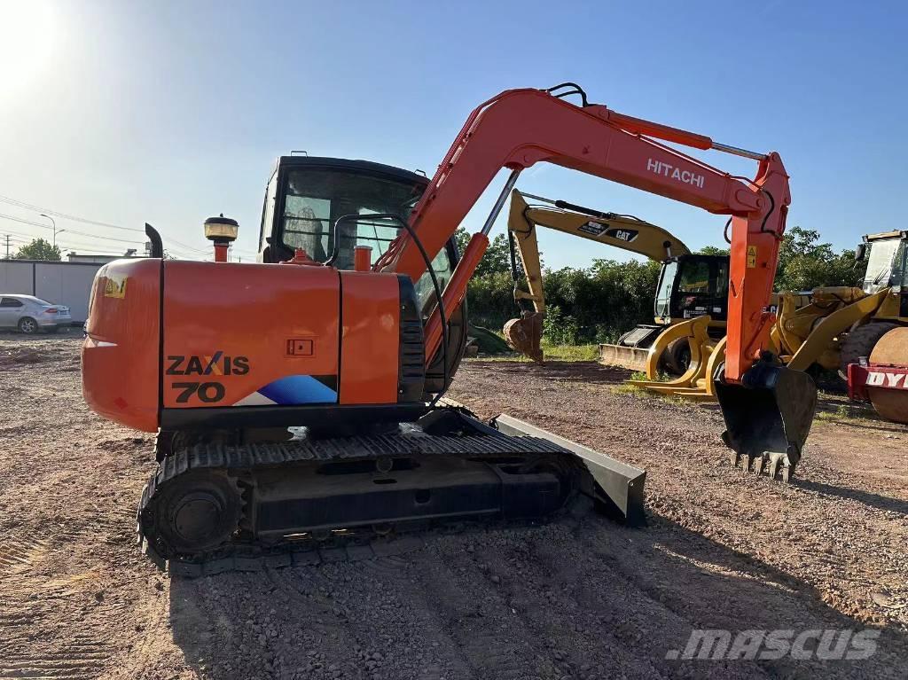 Hitachi ZX70 Midi excavators  7t - 12t