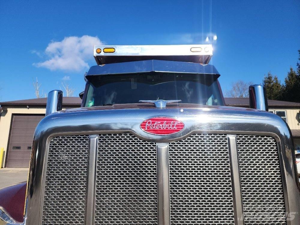Peterbilt 567 Truck Tractor Units
