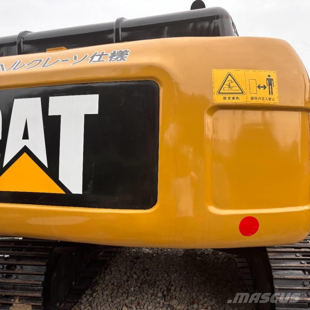 CAT 325 Crawler excavators