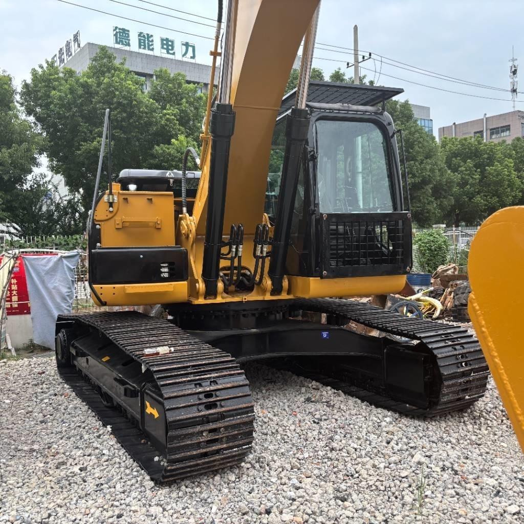 CAT 325 Crawler excavators