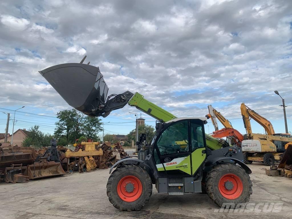CLAAS Scorpion 732 Farming telehandlers