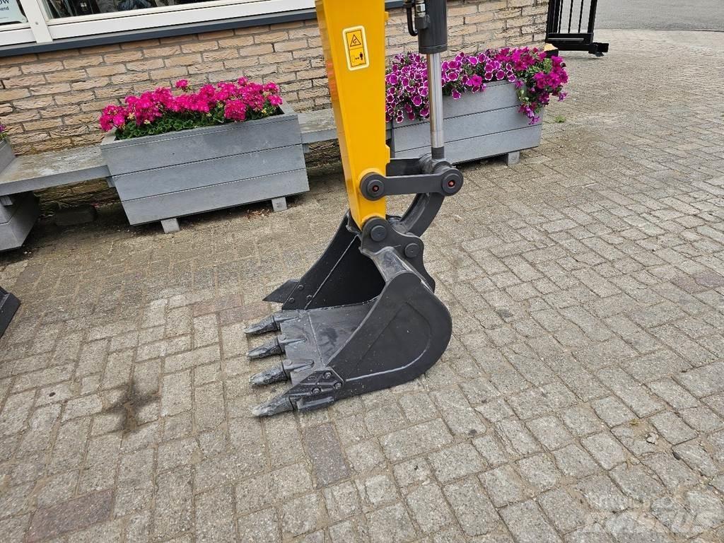 XCMG XE27U Mini excavators < 7t