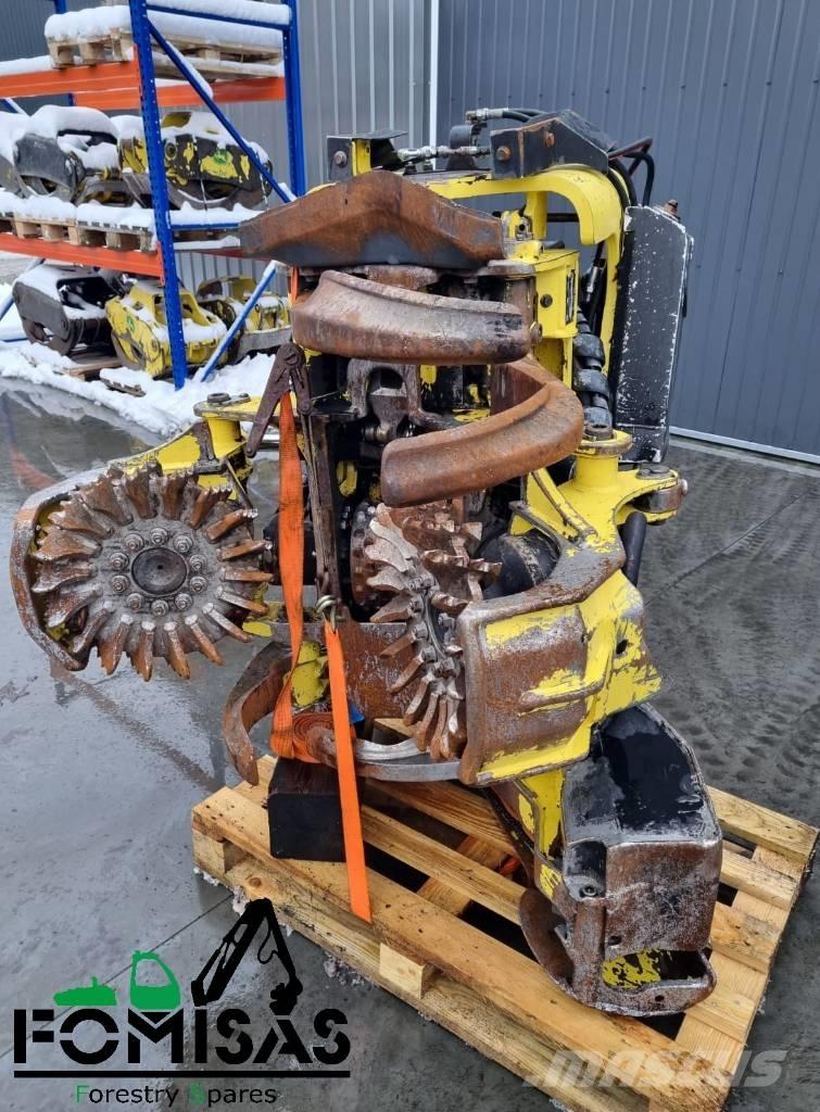 John Deere H414 Harvester heads