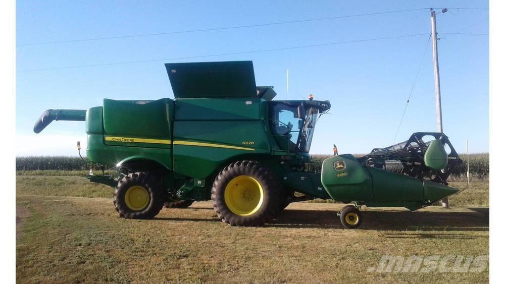 John Deere S 670 Combine harvesters