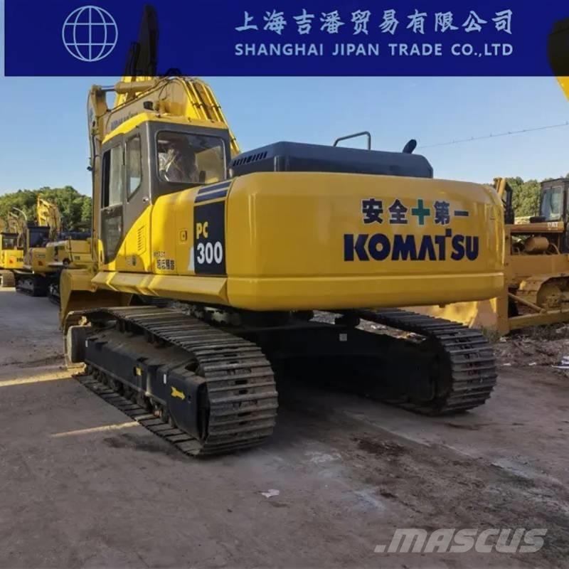 Komatsu PC 300 Crawler excavators