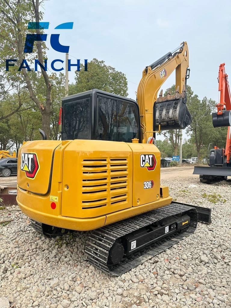 CAT 306 Mini excavators < 7t