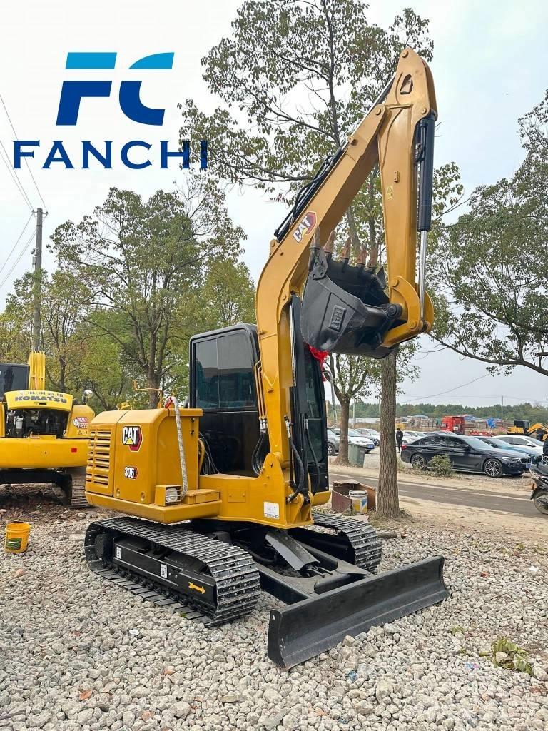 CAT 306 Mini excavators < 7t
