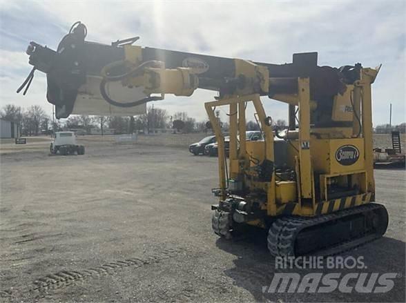 Altec D820BR Truck mounted aerial platforms