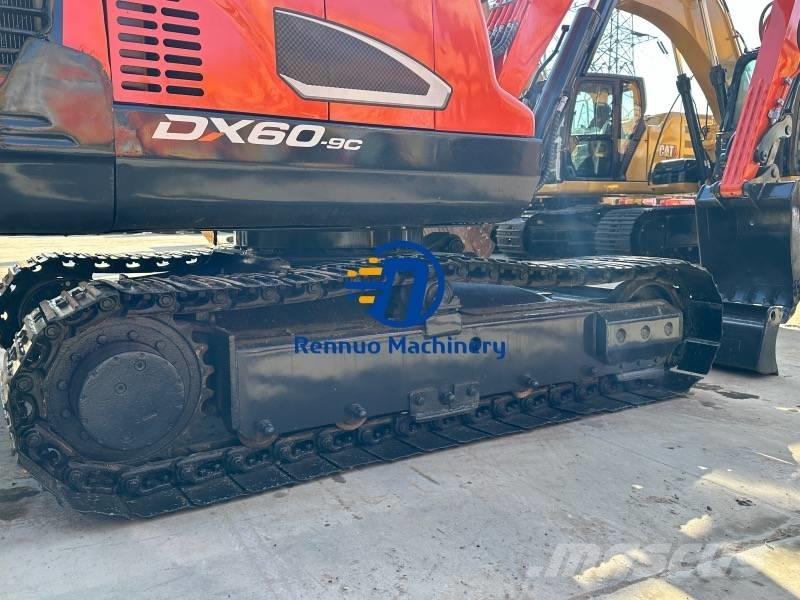 Doosan DX 60 Mini excavators < 7t