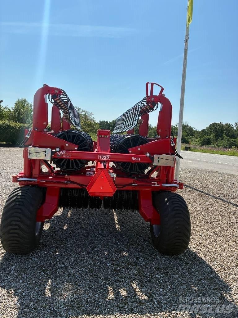 He-Va Tip-Roller Other farming machines