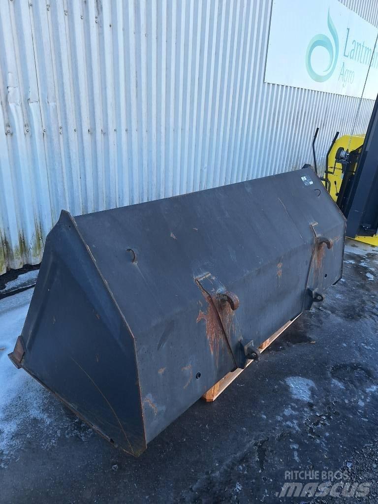 Ålö 210 M FEL`s  spares & accessories