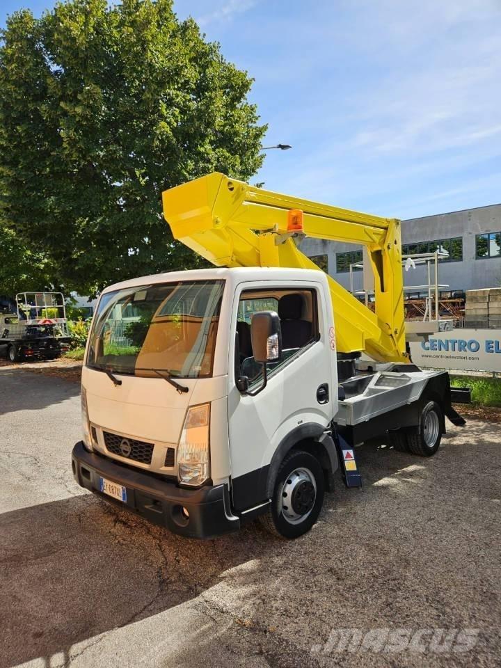 Palfinger P 200 A Truck mounted aerial platforms