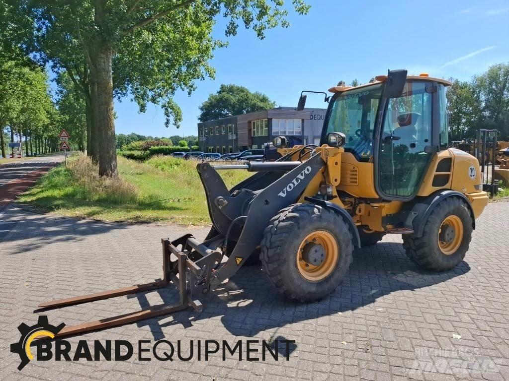 Volvo L28F Wheel loaders