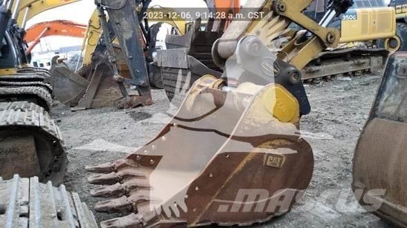CAT 336 Crawler excavators