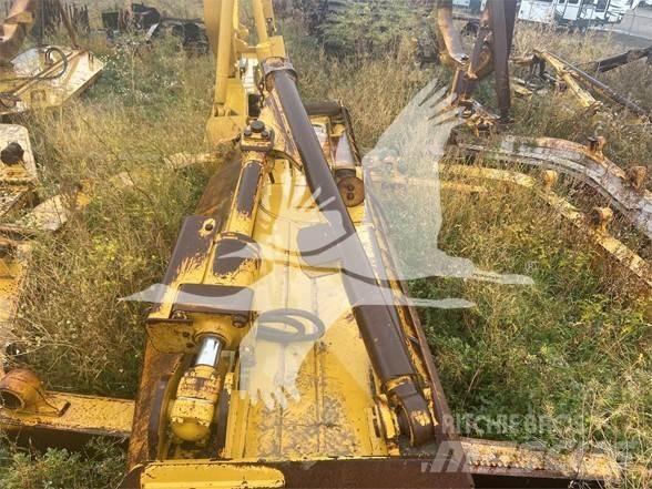 CAT 3852628 Blades