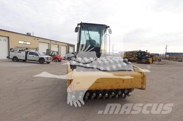 CAT CP-573E Single drum rollers