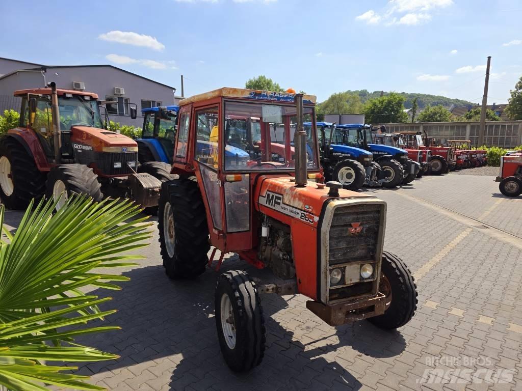 Massey Ferguson 265 Tractors