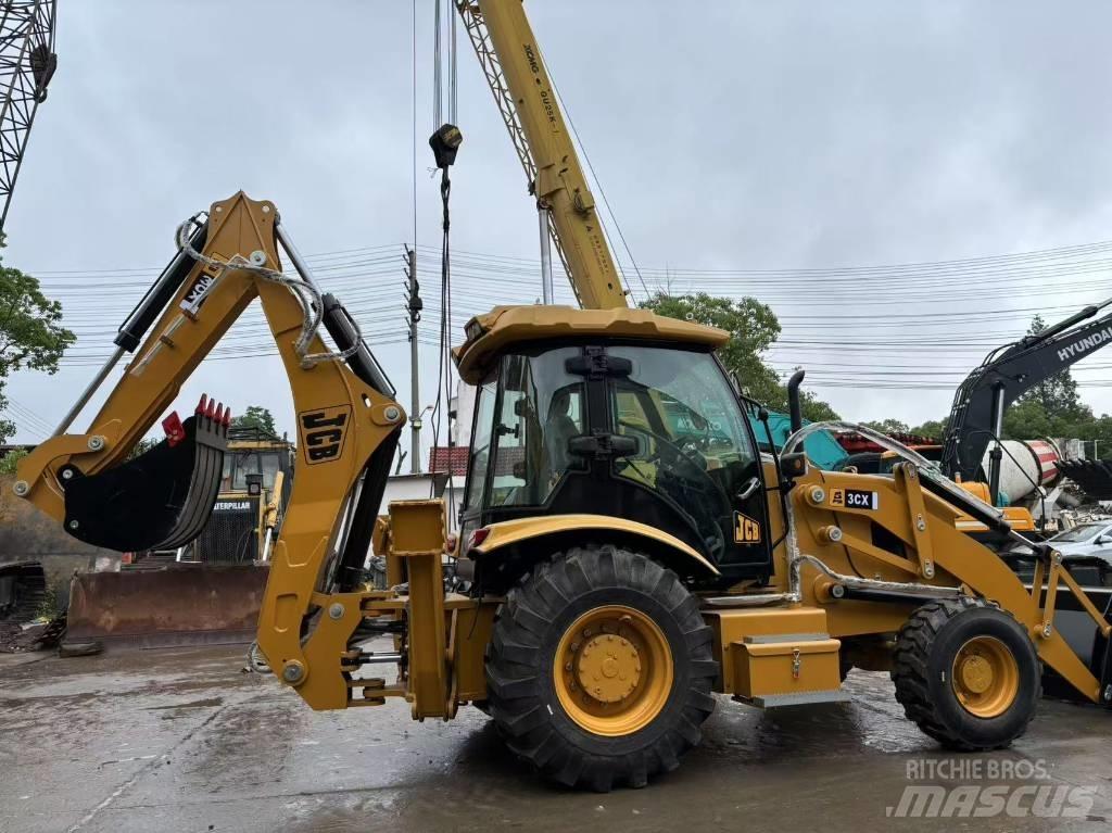 JCB 3 CX TLB's