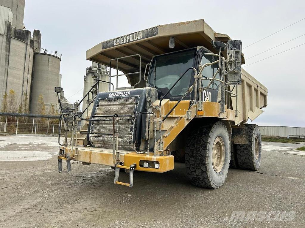 CAT 775F Rigid dump trucks