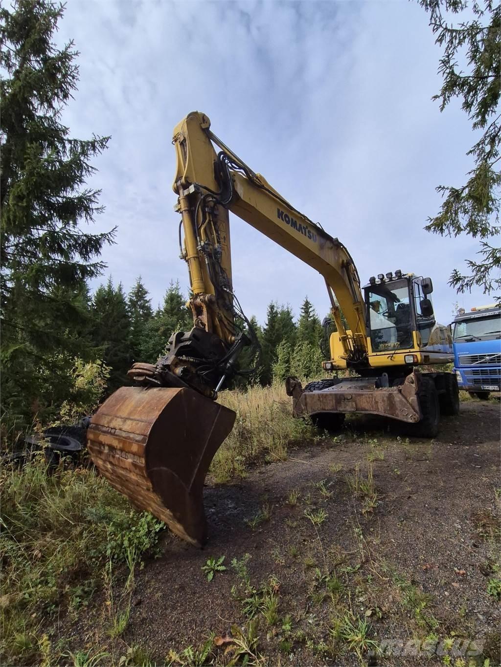 Komatsu PW180 ES-7 Wheeled excavators