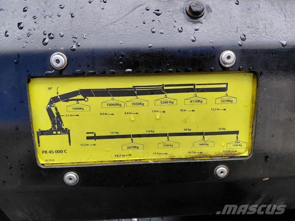 Iveco Trakker 350 Crane trucks