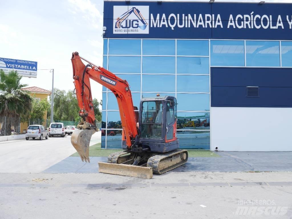 Doosan DX 60 R Mini excavators < 7t