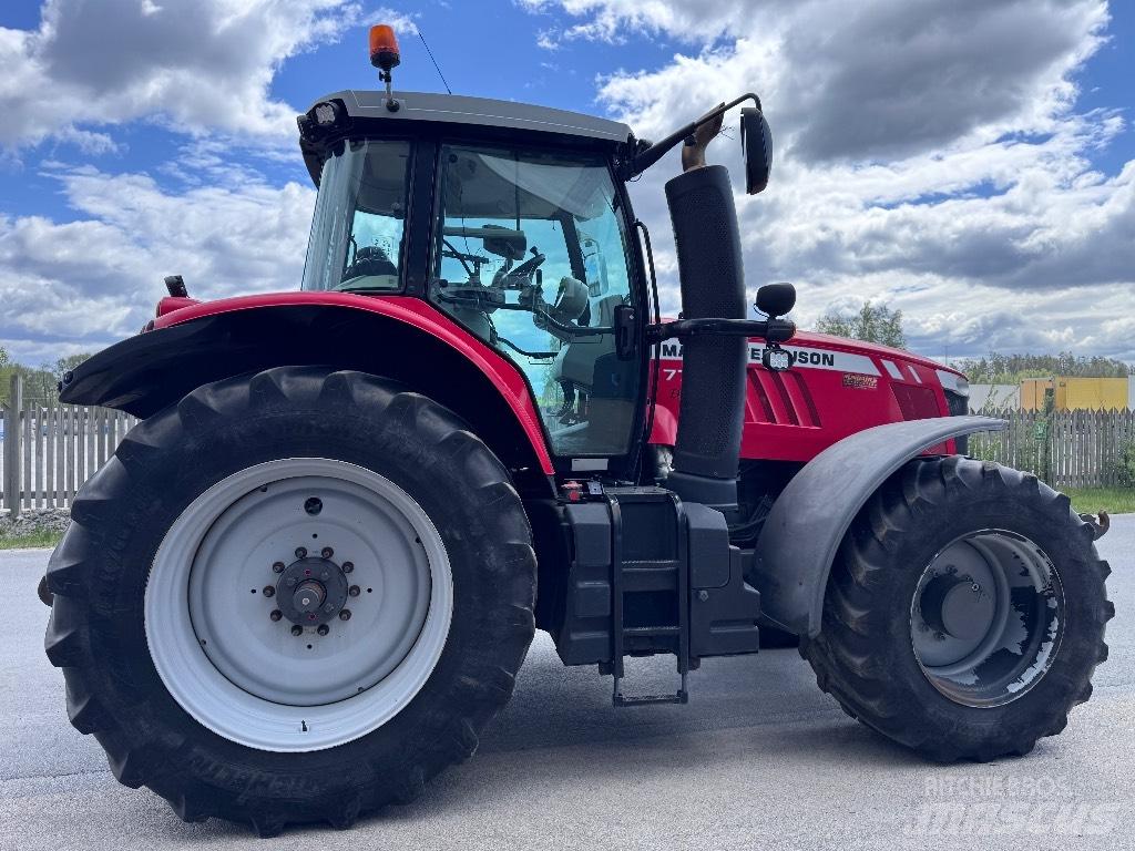 Massey Ferguson 7726 Tractors