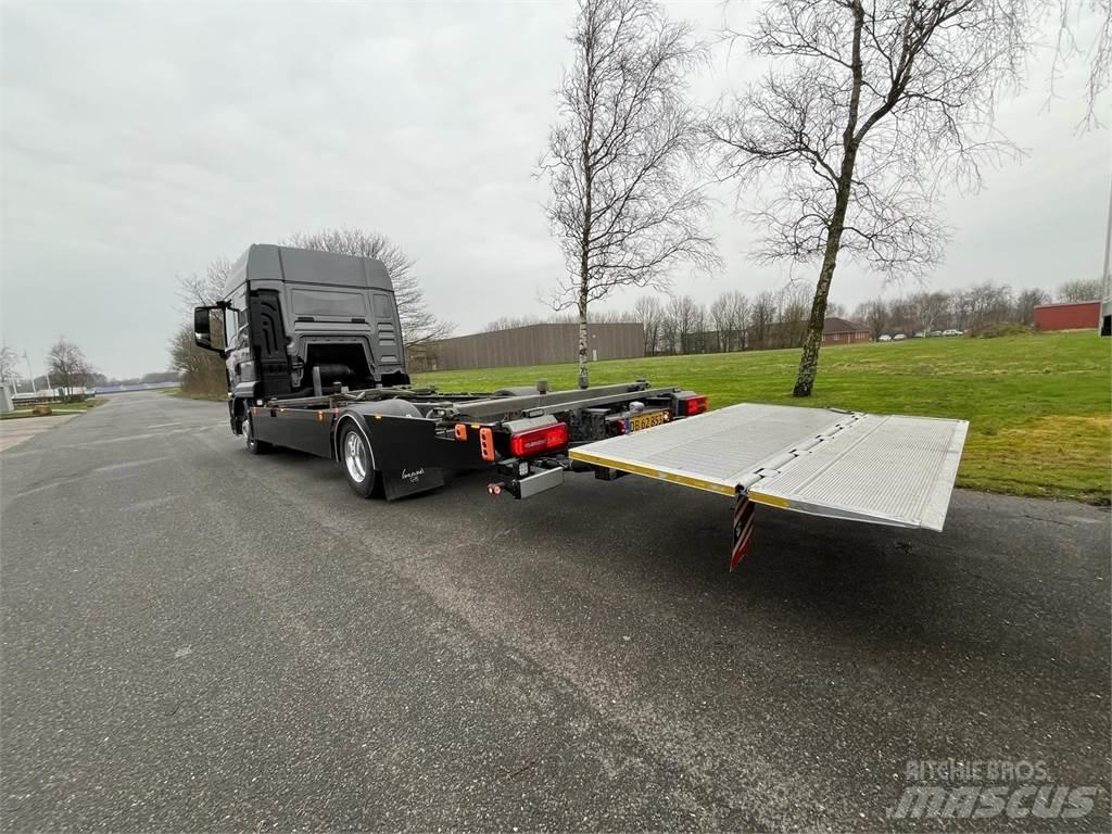 MAN TGL 8.220 Van Body Trucks
