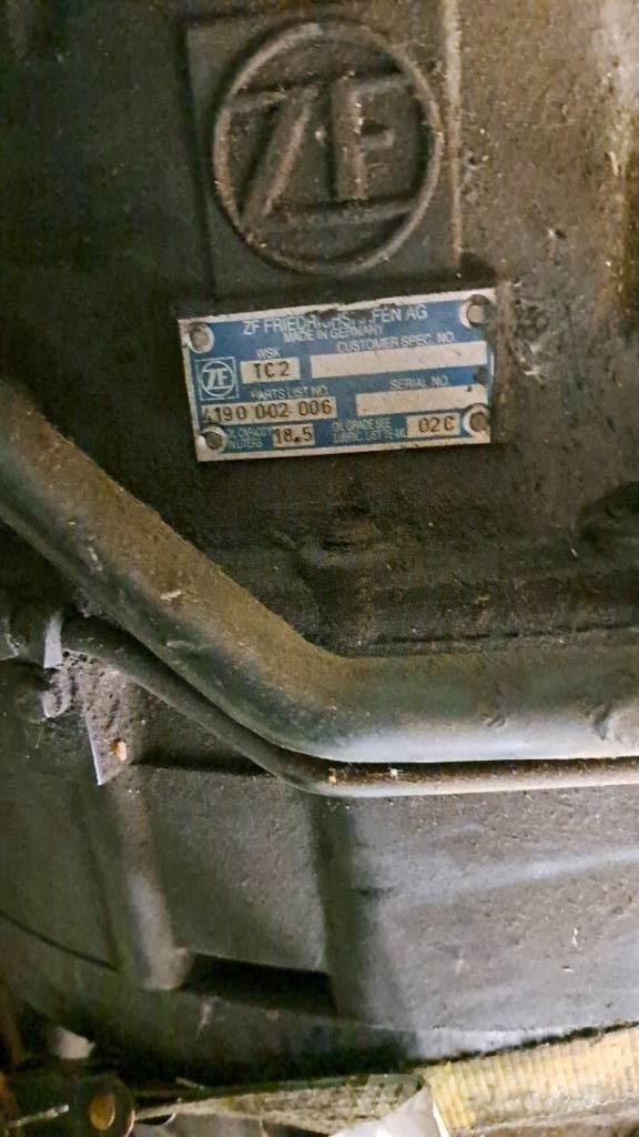 MAN F 2000 Truck Tractor Units