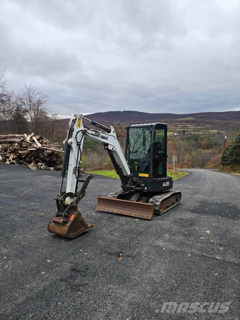 Bobcat E 26 Mini excavators < 7t