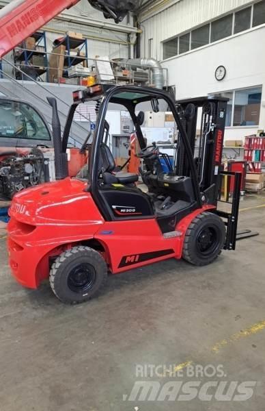 Manitou MI30D Rough terrain truck